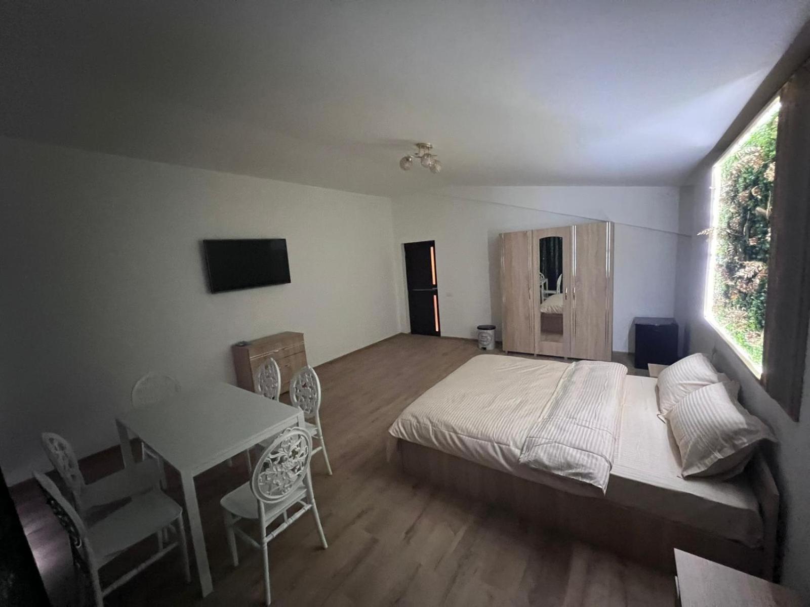 Casa Privata Airport Bucharest Therme Bucharest Балотешть Екстер'єр фото